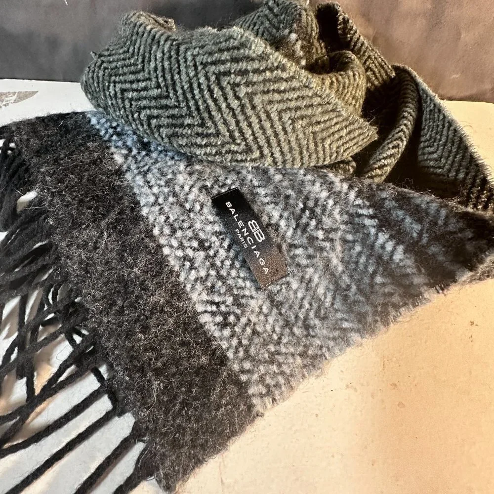 Balenciaga Scarf  Unisex Black Gray Tweed Black BLue Gray Herringbone Chevron